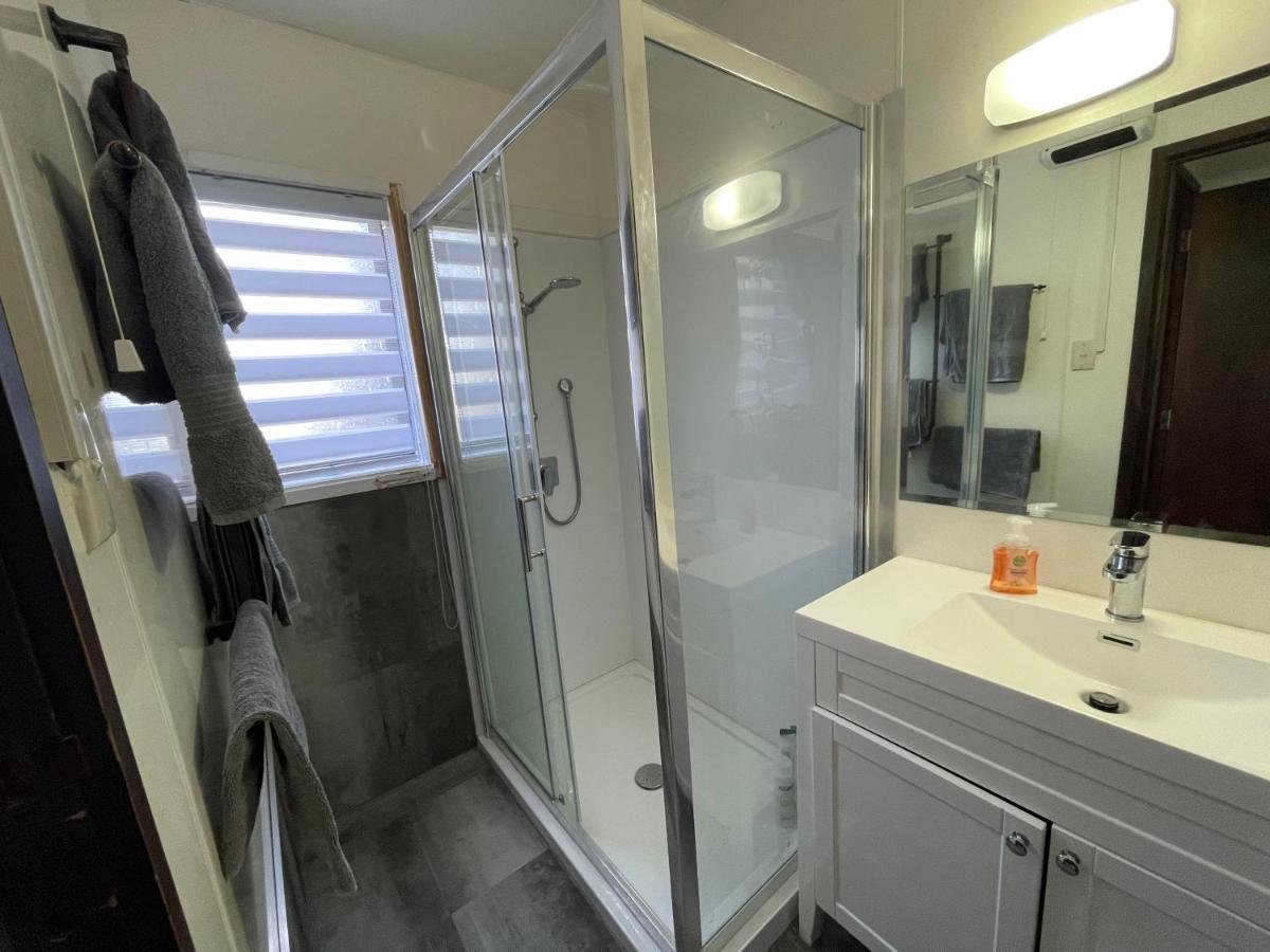 Cosy Farm Cottage In Pukekohe Close To Town Centre Exterior foto